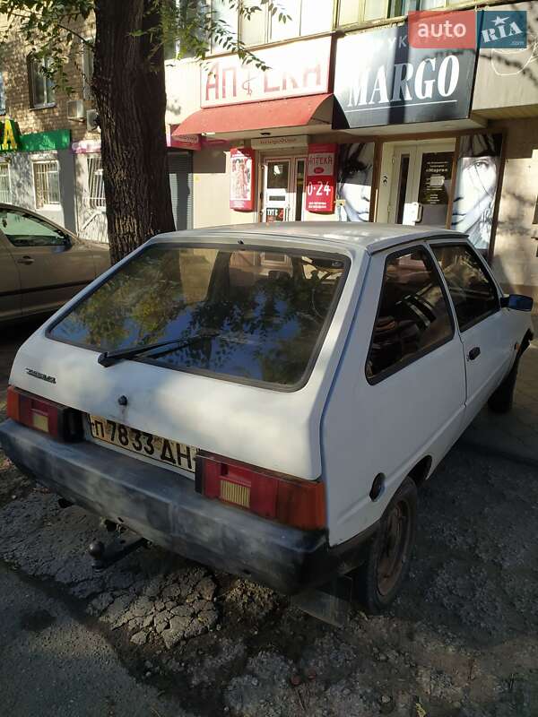 Хэтчбек ЗАЗ 1102 Таврия 1992 в Кривом Роге