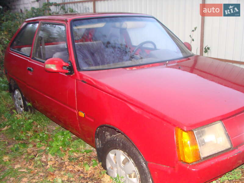 Хэтчбек ЗАЗ 1102 Таврия 1995 в Звягеле фото 3 Хэтчбек ЗАЗ 1102 Таврия 1995 в Звягеле