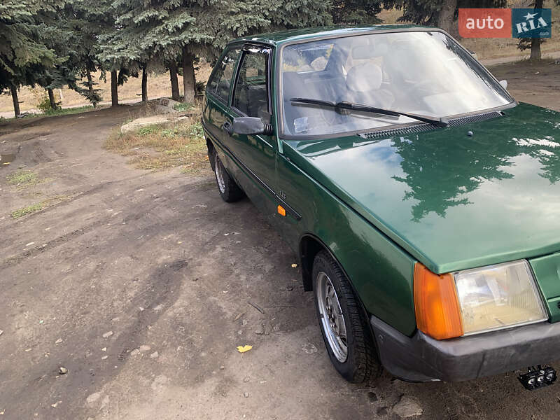 Хетчбек ЗАЗ 1102 Таврія 1997 в Харкові