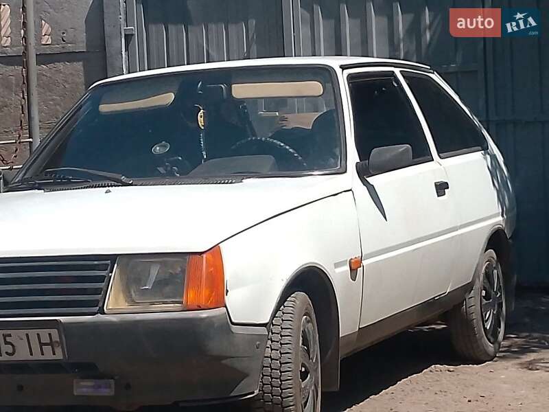 Хэтчбек ЗАЗ 1102 Таврия 1992 в Кривом Роге
