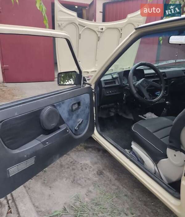 Хэтчбек ЗАЗ 1102 Таврия 1993 в Никополе фото 4 Хэтчбек ЗАЗ 1102 Таврия 1993 в Никополе