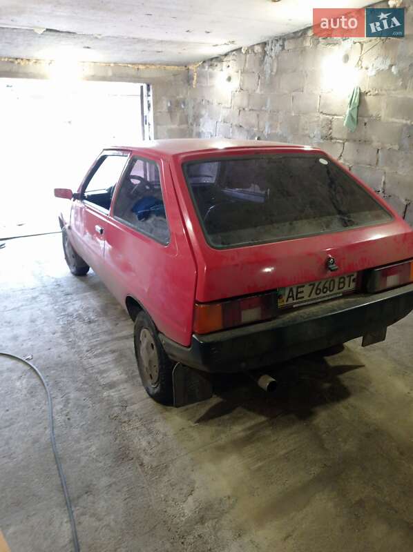 Хетчбек ЗАЗ 1102 Таврія 1995 в Жовтих Водах фото 4 Хетчбек ЗАЗ 1102 Таврія 1995 в Жовтих Водах