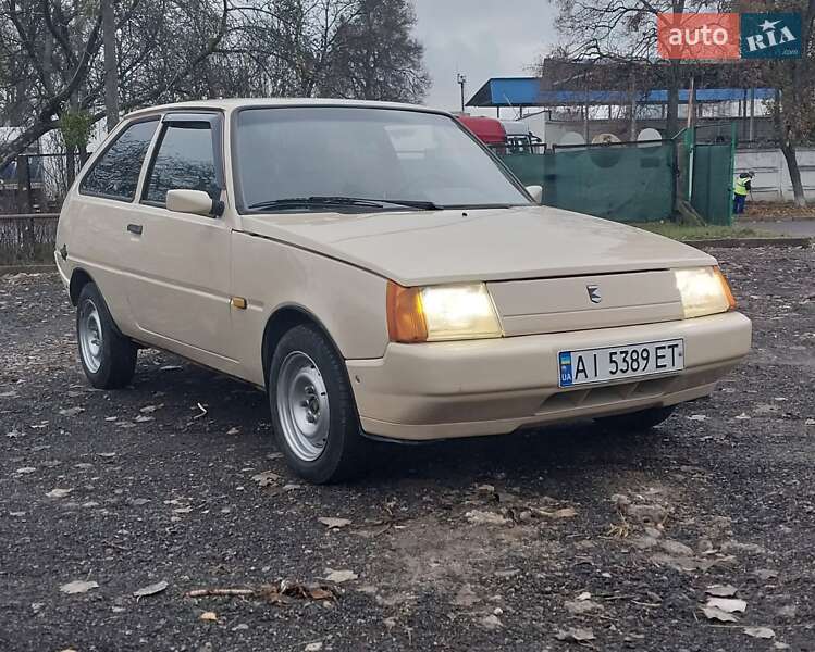 Хэтчбек ЗАЗ 1102 Таврия 1993 в Киеве фото 2 Хэтчбек ЗАЗ 1102 Таврия 1993 в Киеве