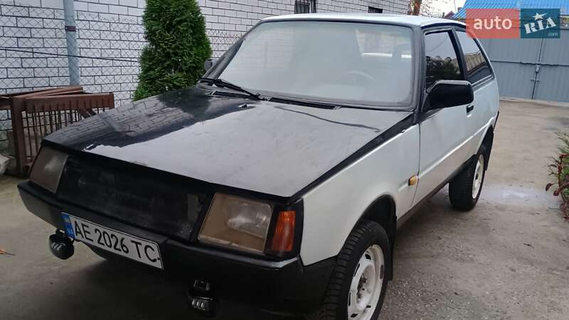 Хэтчбек ЗАЗ 1102 Таврия 1992 в Новомосковске фото 7 Хэтчбек ЗАЗ 1102 Таврия 1992 в Новомосковске