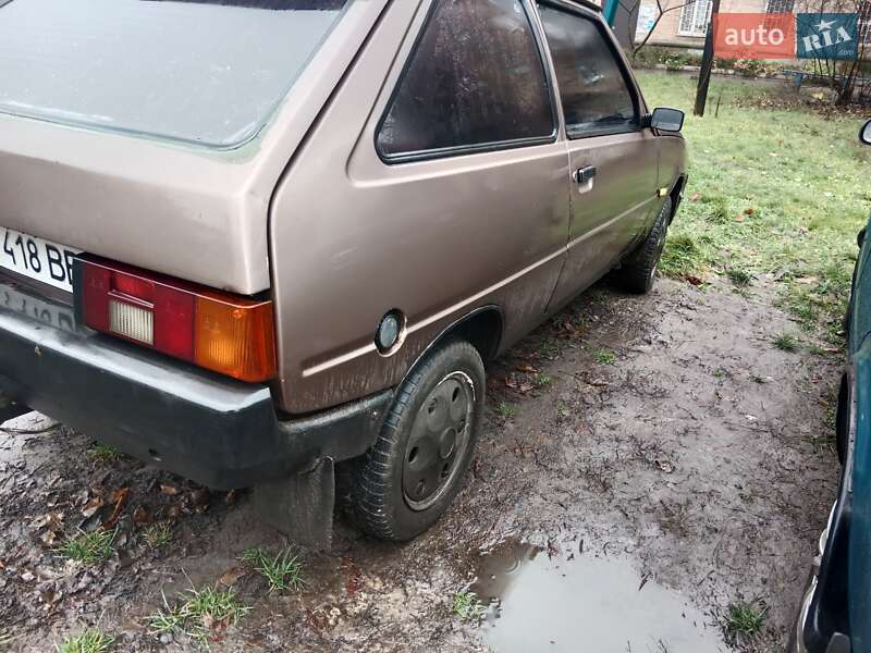 Хэтчбек ЗАЗ 1102 Таврия 1994 в Ромнах