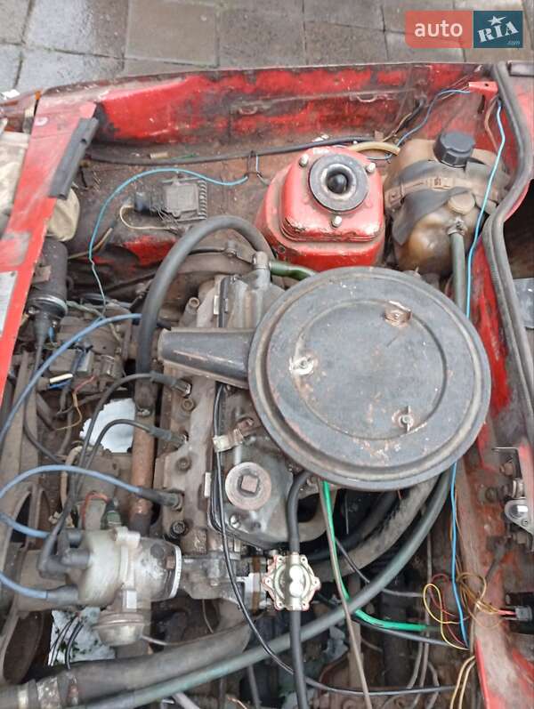 Хэтчбек ЗАЗ 1102 Таврия 1995 в Бобрке