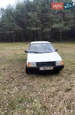 Хэтчбек ЗАЗ 1102 Таврия 1990 в Рожище