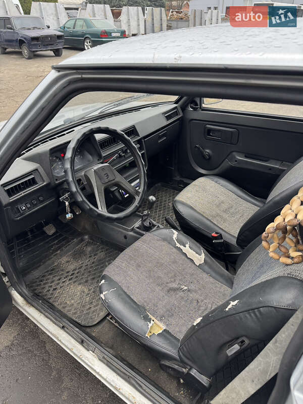 Хетчбек ЗАЗ 1102 Таврія 1997 в Дніпрі фото 5 Хетчбек ЗАЗ 1102 Таврія 1997 в Дніпрі