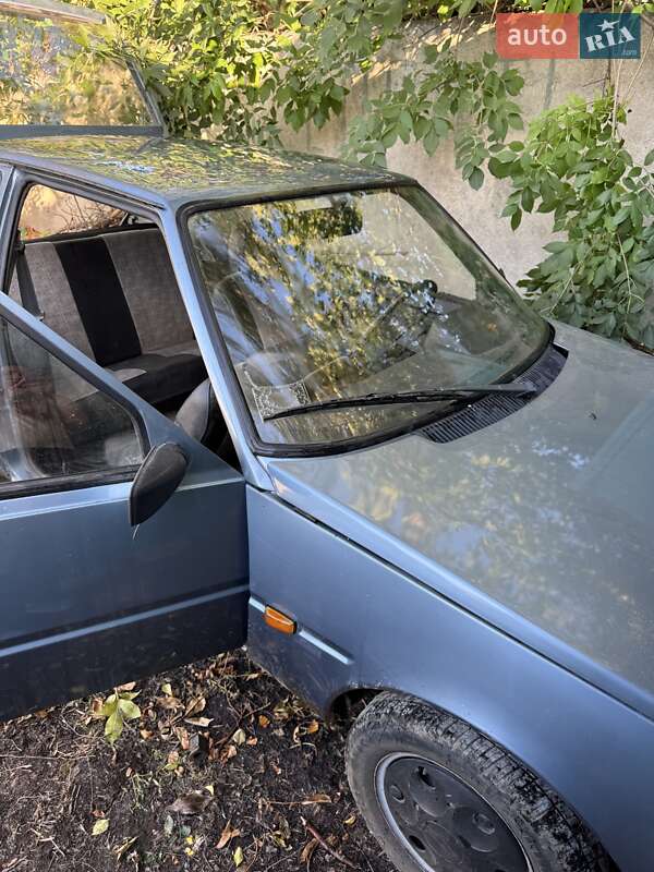 Хетчбек ЗАЗ 1102 Таврія 1997 в Дніпрі