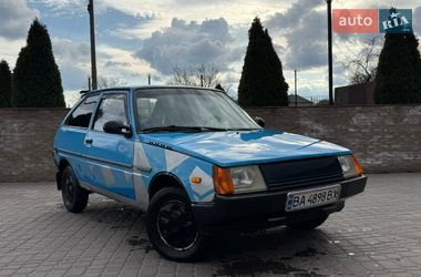 Хетчбек ЗАЗ 1102 Таврія 1991 в Новгородці