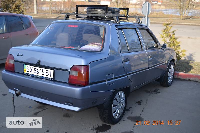 Седан ЗАЗ 1103 Славута 2010 в Хмельницком фото 2 Седан ЗАЗ 1103 Славута 2010 в Хмельницком