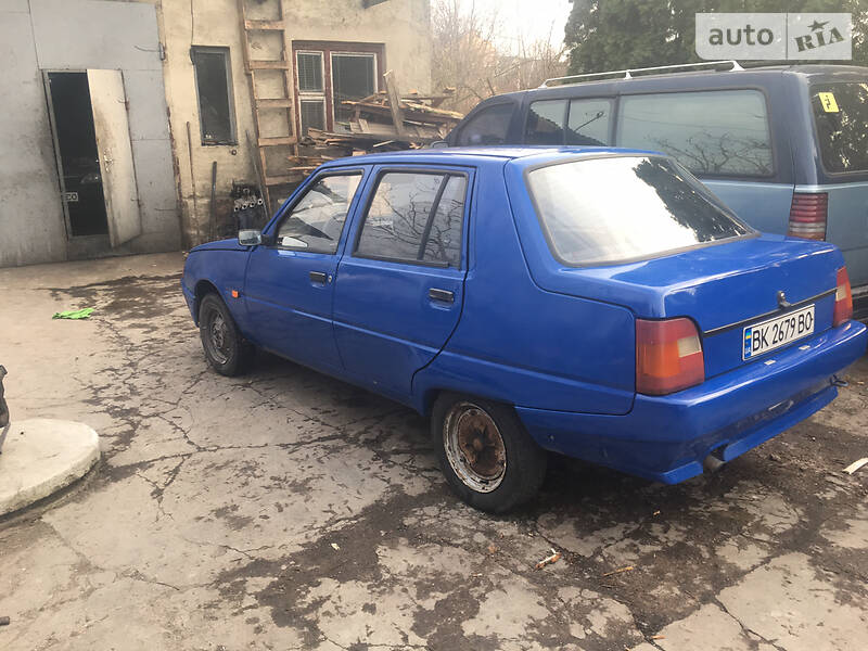 Хетчбек ЗАЗ 1103 Славута 2000 в Рівному фото 4 Хетчбек ЗАЗ 1103 Славута 2000 в Рівному