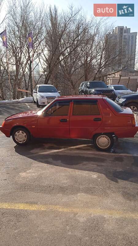 Седан ЗАЗ 1103 Славута 2007 в Киеве