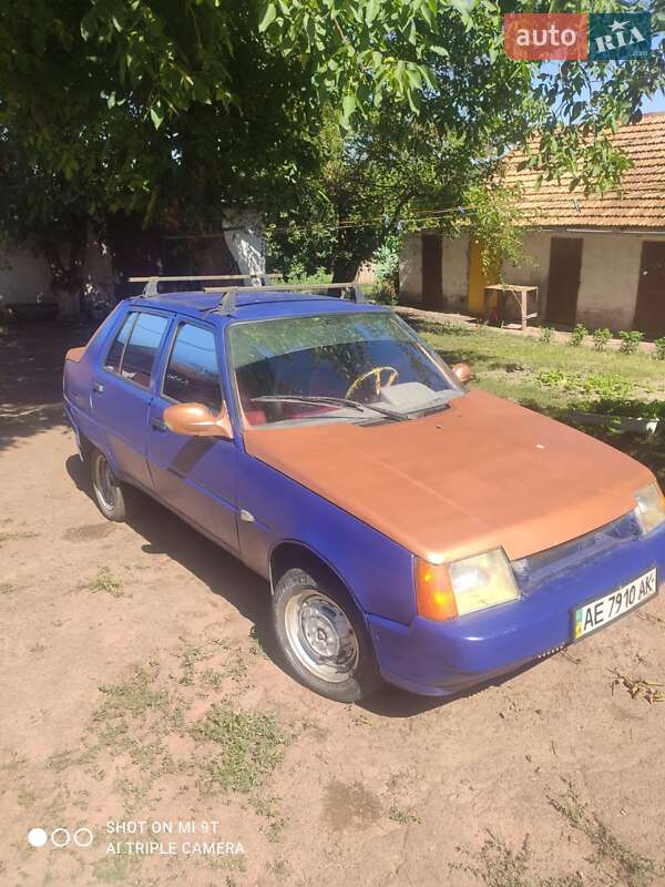 Лифтбек ЗАЗ 1103 Славута 2003 в Кривом Роге