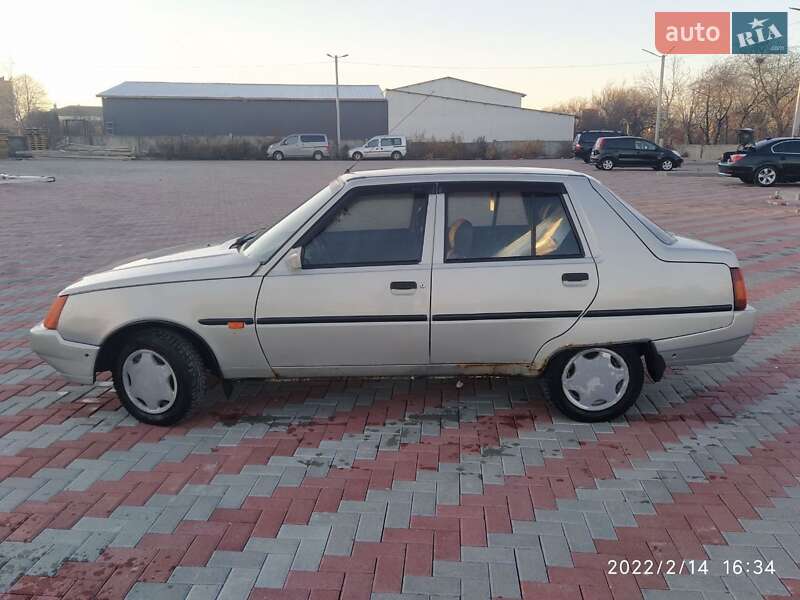 Лифтбек ЗАЗ 1103 Славута 2010 в Белой Церкви