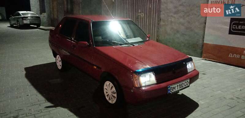 Лифтбек ЗАЗ 1103 Славута 2003 в Сумах фото 6 Лифтбек ЗАЗ 1103 Славута 2003 в Сумах