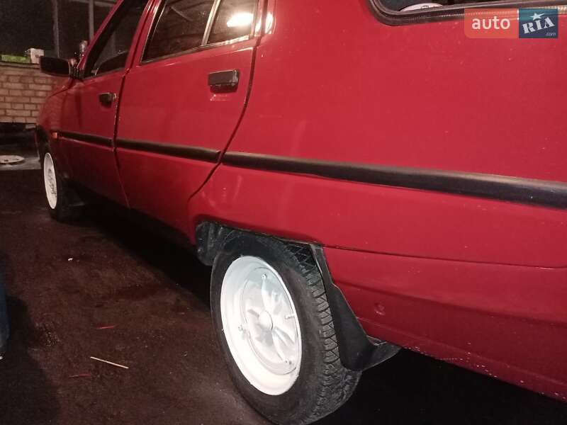 Лифтбек ЗАЗ 1103 Славута 2003 в Сумах фото 20 Лифтбек ЗАЗ 1103 Славута 2003 в Сумах