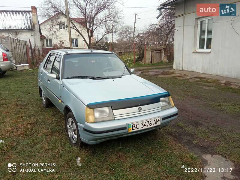 Седан ЗАЗ 1103 Славута 2004 в Радехове