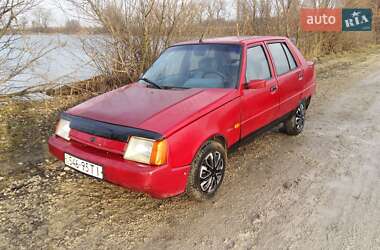Седан ЗАЗ 1103 Славута 2003 в 