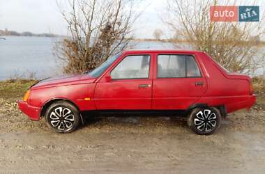 Седан ЗАЗ 1103 Славута 2003 в 
