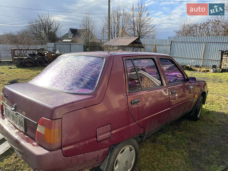 Хетчбек ЗАЗ 1103 Славута 2004 в Бучі