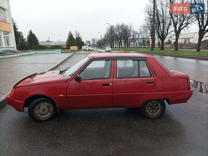 Ліфтбек ЗАЗ 1103 Славута 2006 в Черкасах