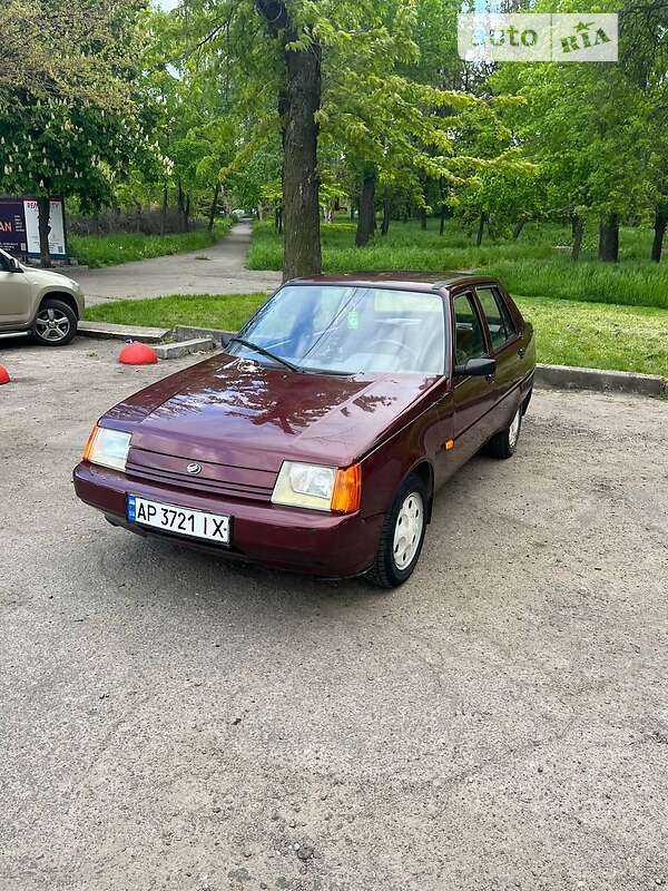 Хэтчбек ЗАЗ 1103 Славута 2005 в 