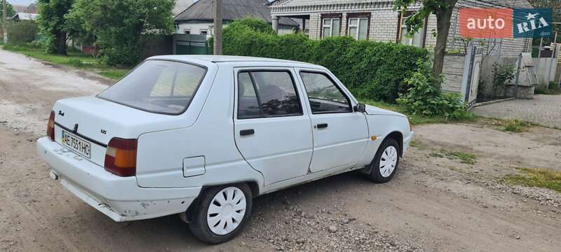 Ліфтбек ЗАЗ 1103 Славута 2004 в Новомосковську