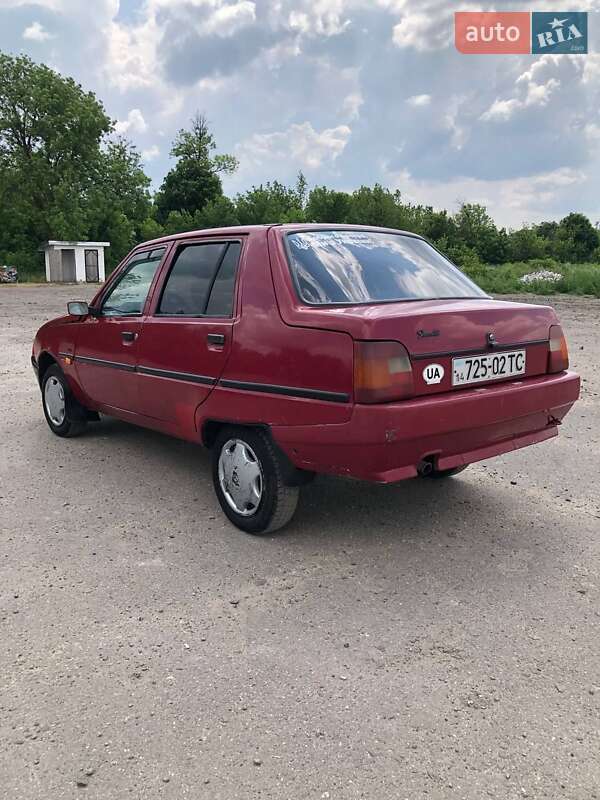 Ліфтбек ЗАЗ 1103 Славута 2003 в Радехові