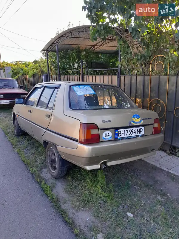 ЗАЗ 1103 Славута