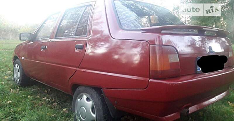 Лифтбек ЗАЗ 1103 Славута 2002 в Лубнах
