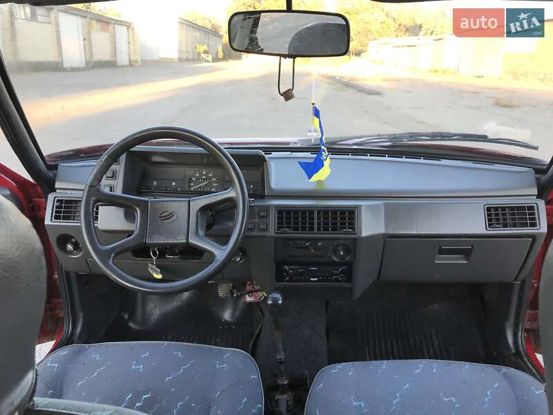 Лифтбек ЗАЗ 1103 Славута 2000 в Тульчине