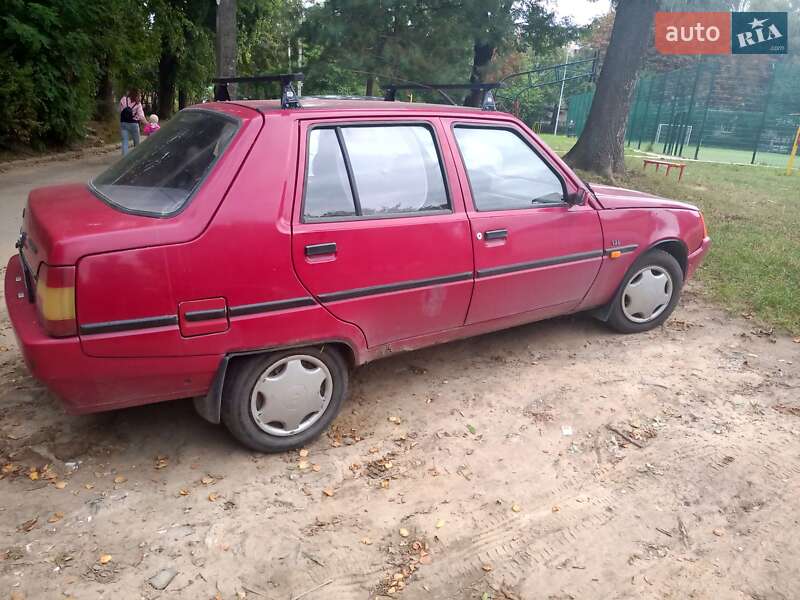 Ліфтбек ЗАЗ 1103 Славута 2003 в Львові фото 6 Ліфтбек ЗАЗ 1103 Славута 2003 в Львові