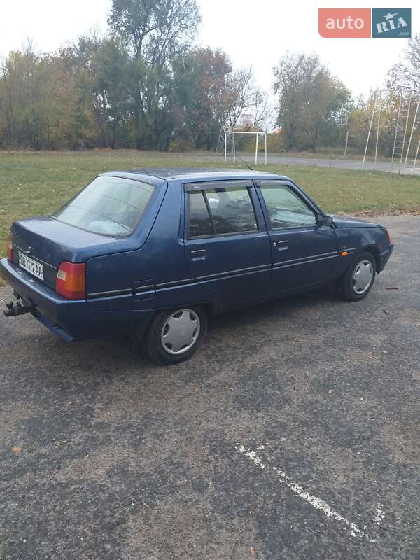 Ліфтбек ЗАЗ 1103 Славута 2004 в Дніпрі