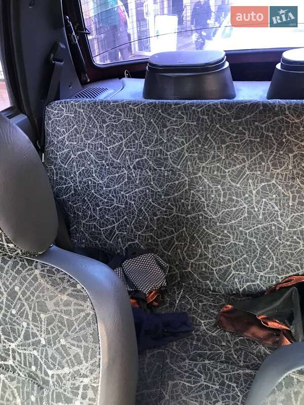 Лифтбек ЗАЗ 1103 Славута 2005 в Кропивницком фото 12 Лифтбек ЗАЗ 1103 Славута 2005 в Кропивницком