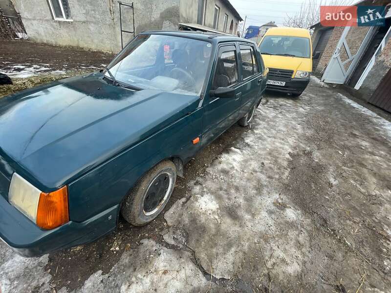 Ліфтбек ЗАЗ 1103 Славута 2005 в Тернополі фото 4 Ліфтбек ЗАЗ 1103 Славута 2005 в Тернополі