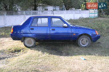 Лифтбек ЗАЗ 1103 Славута 2005 в 