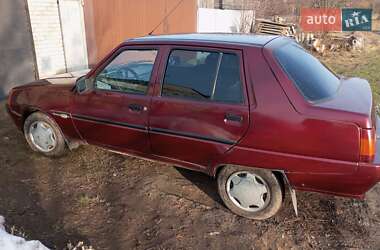 Лифтбек ЗАЗ 1103 Славута 2005 в 