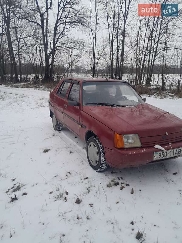 Ліфтбек ЗАЗ 1103 Славута 2002 в Компаніївці