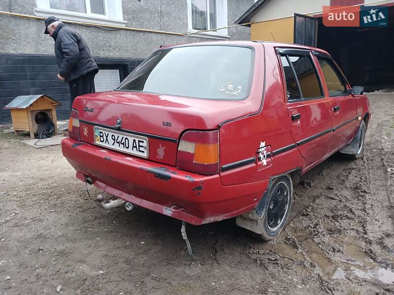 Лифтбек ЗАЗ 1103 Славута 2006 в Чемеровцах