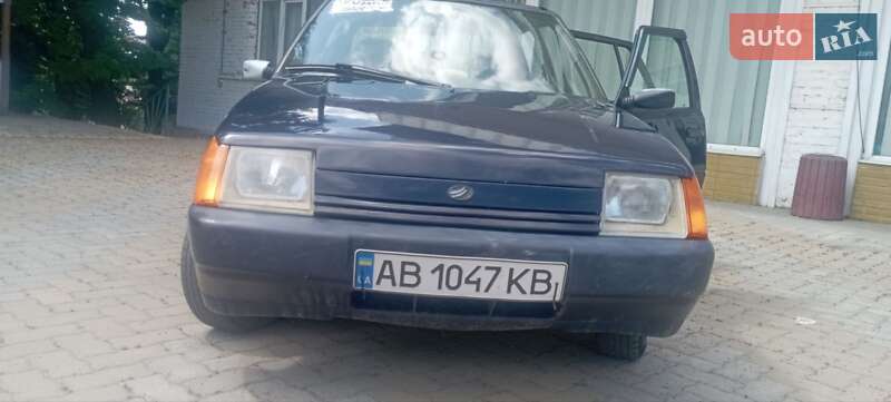 Лифтбек ЗАЗ 1103 Славута 2004 в Немирове