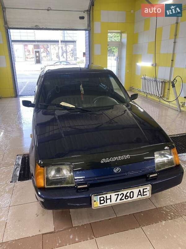 Лифтбек ЗАЗ 1103 Славута 2005 в Гайвороне