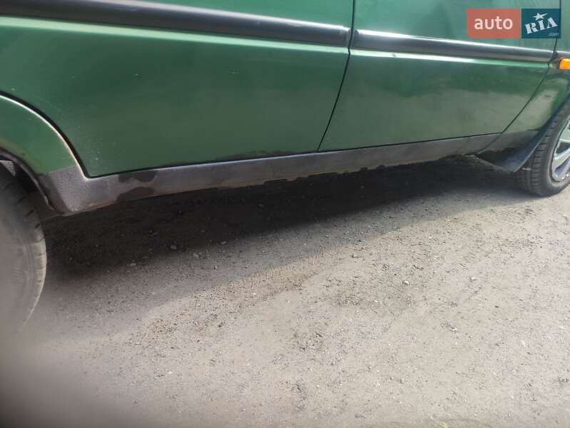 Лифтбек ЗАЗ 1103 Славута 2003 в Запорожье