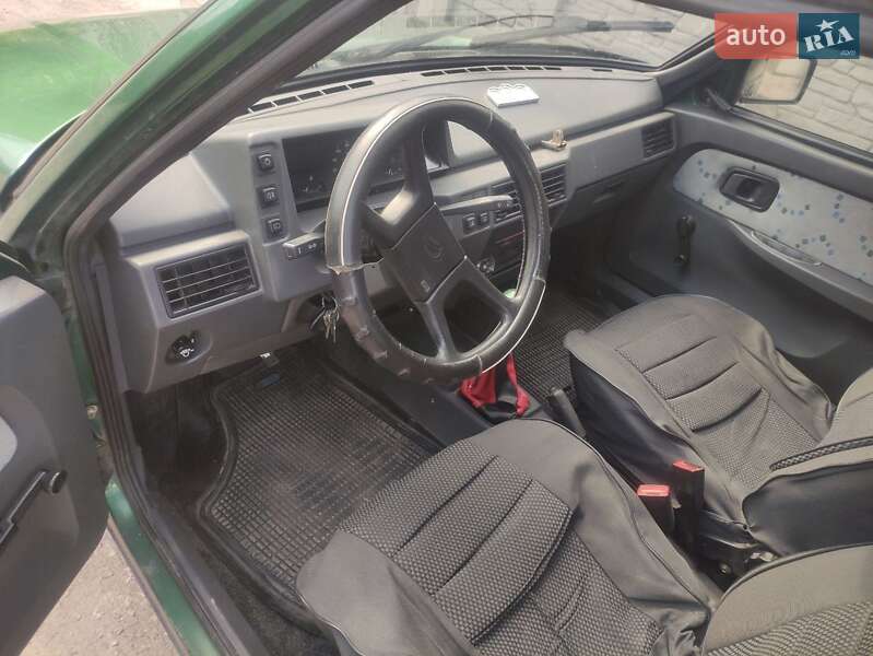 Лифтбек ЗАЗ 1103 Славута 2003 в Запорожье