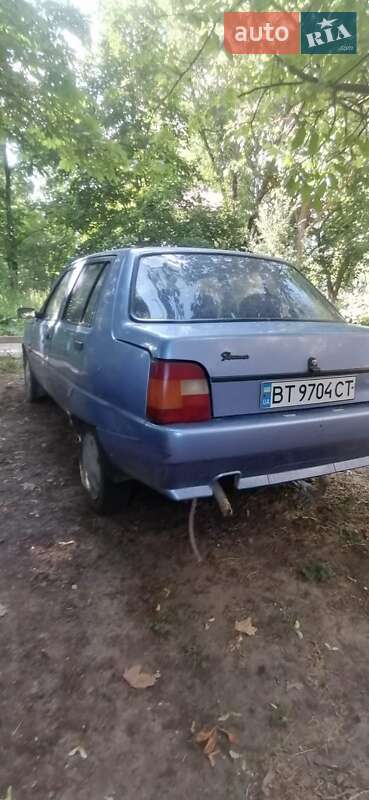 Лифтбек ЗАЗ 1103 Славута 2003 в Херсоне