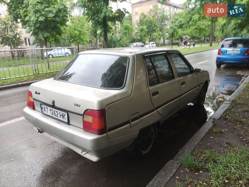 Ліфтбек ЗАЗ 1103 Славута 2009 в Києві