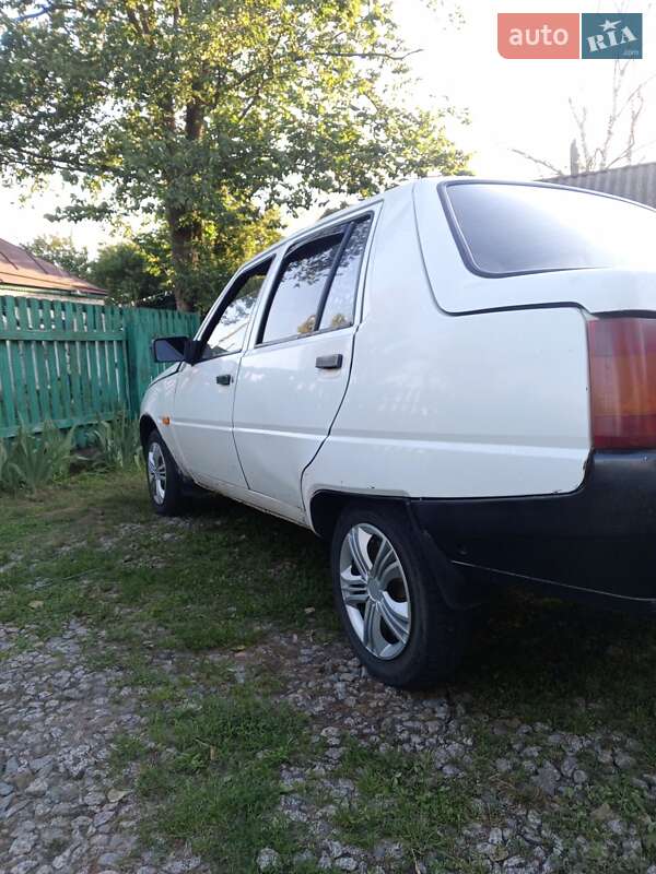 Лифтбек ЗАЗ 1103 Славута 2003 в Переяславе