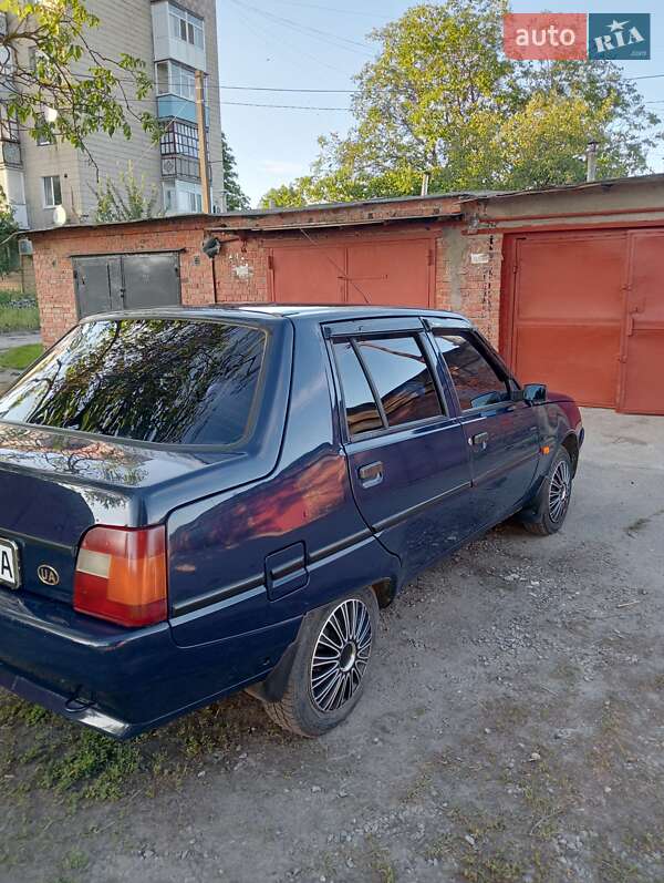 Ліфтбек ЗАЗ 1103 Славута 2004 в Лубнах