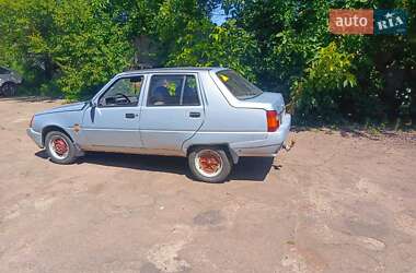 Лифтбек ЗАЗ 1103 Славута 2004 в Чернигове