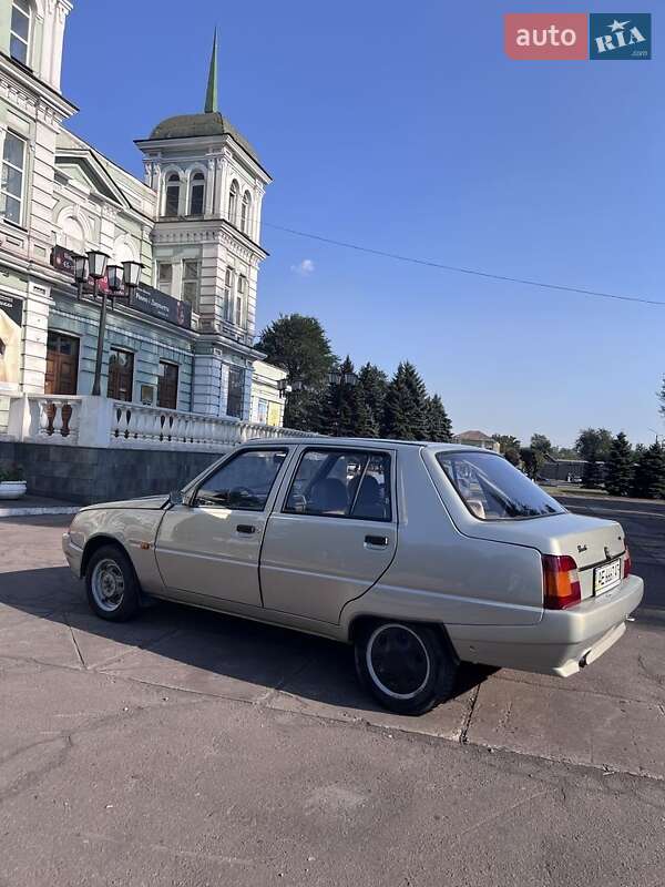 Ліфтбек ЗАЗ 1103 Славута 2006 в Дніпрі